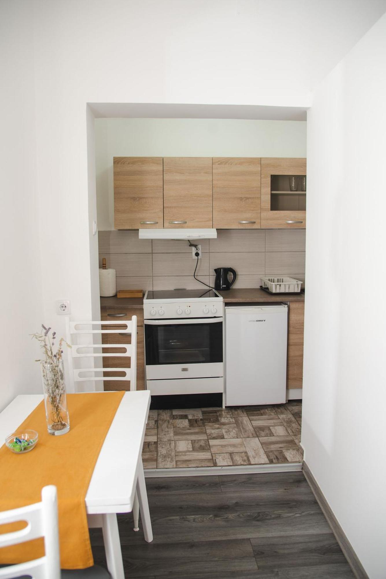 Apartmani Maslacak Vrdnik Εξωτερικό φωτογραφία